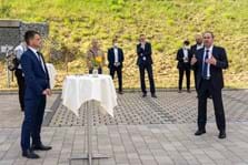 ayerns Wirtschaftsminister Hubert Aiwanger spricht bei der Veranstaltung anlässlich der Übergabe des 100. Förderbescheids im Rahmen des bayerischen Mobilfunkförderprogamms